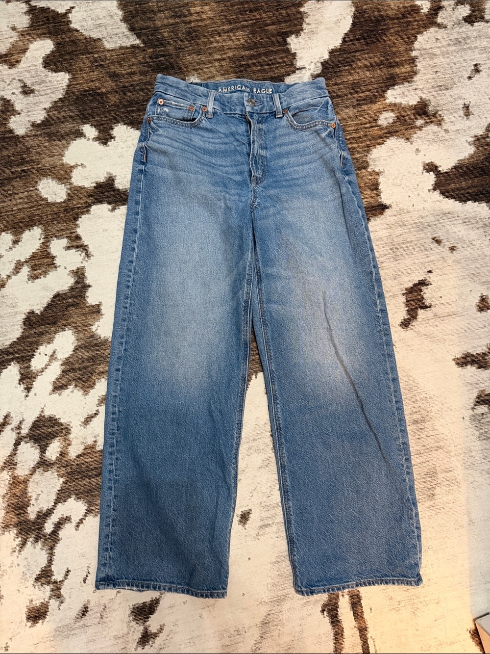 American Eagle Women’s Curvy Super High Rise Baggy Straight Blue Straight Jeans